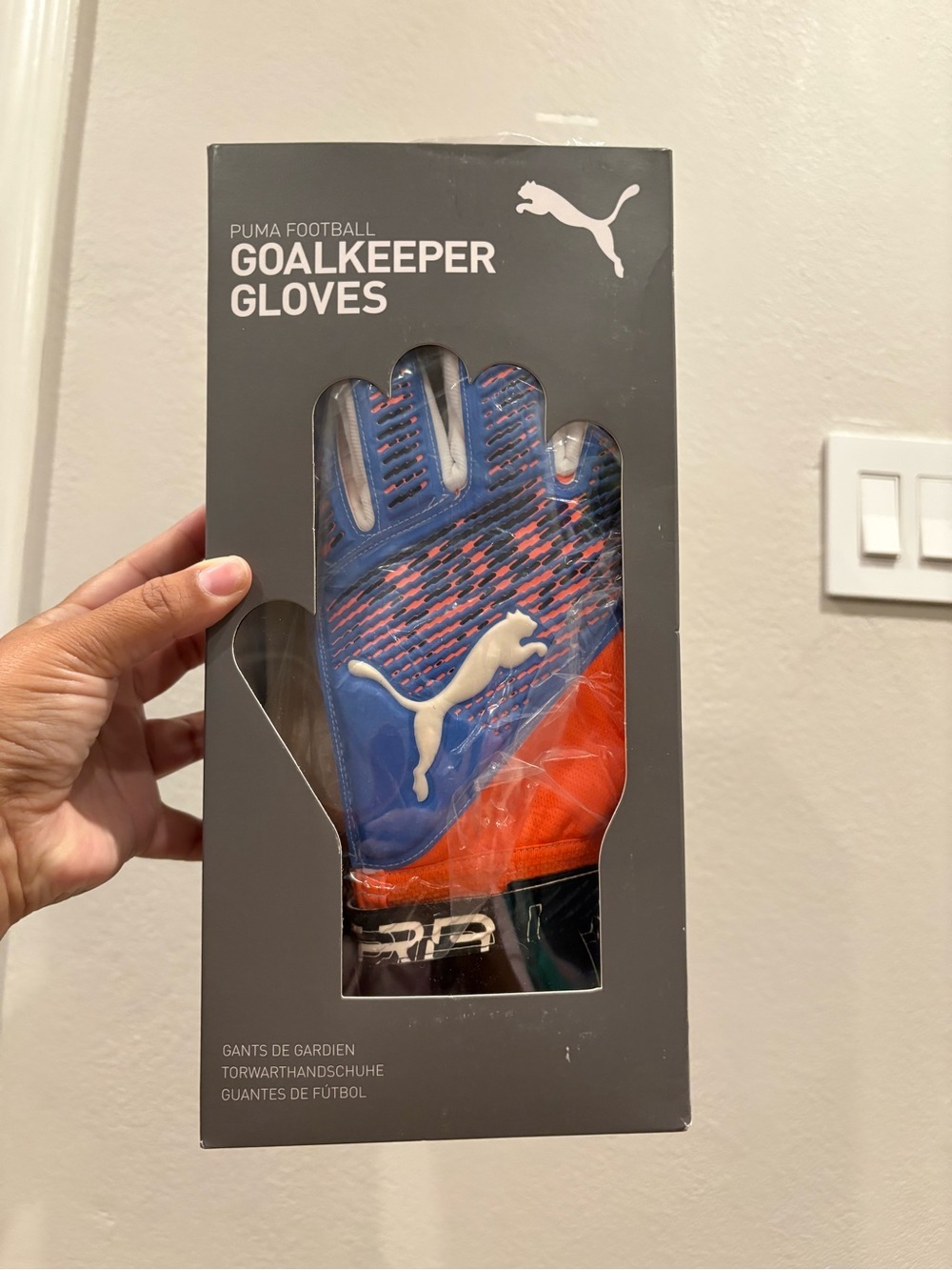 Puma Goalkeeper Gloves Men’s Size 10 NIB
